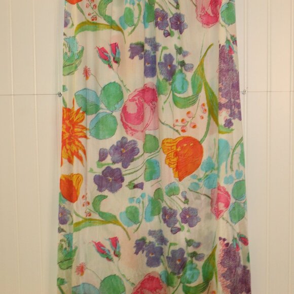 Vintage Vanity Fair Floral Print Nylon Long Nightgown - Picture 7 of 8